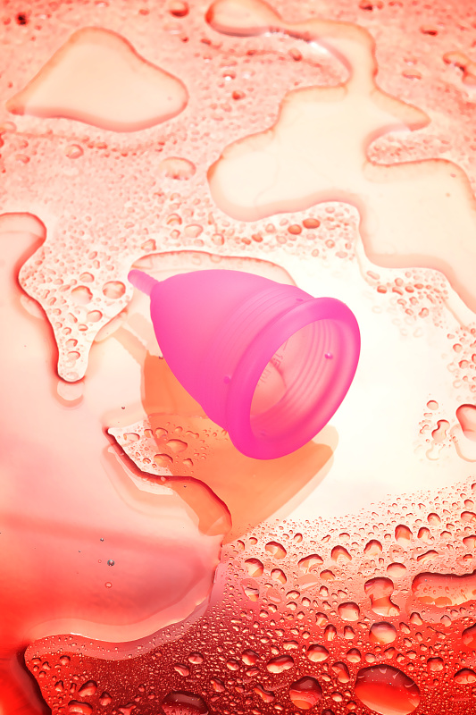 Изображение 6, Гигиеническая менструальная чаша Eromantica, силикон, фиолетовая, L, FER-210340