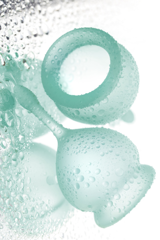 Изображение 13, Менструальная чаша Satisfyer Feel Good, 2 шт в наборе, силикон, зеленый, FER-J1763-5